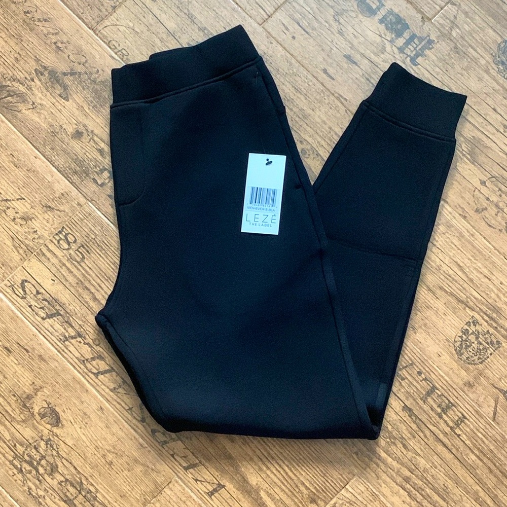Everyday Jogger - Black